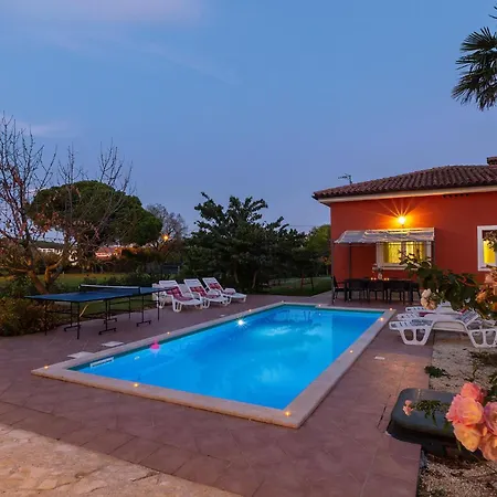 Сasa de vacaciones Beautiful In With Wifi Pula