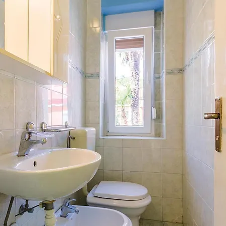 Casa vacanze Beautiful In With Wifi