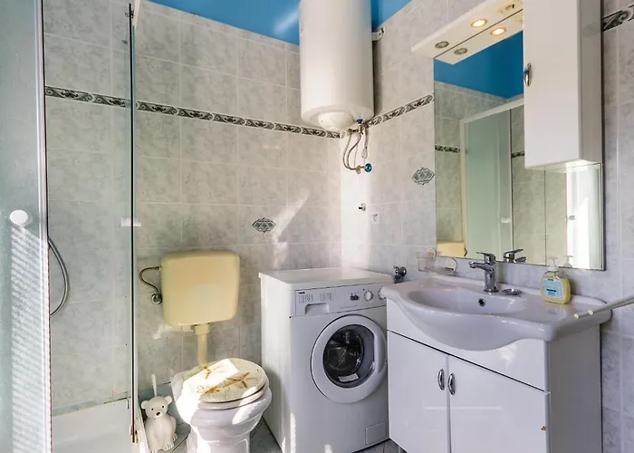 Beautiful In With Wifi 풀라