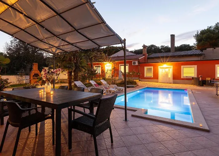 펜션 Beautiful In With Wifi 풀라