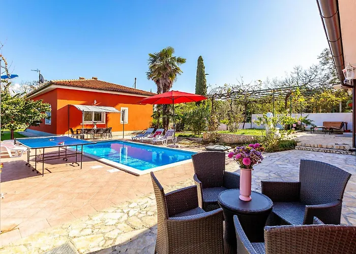 펜션 Beautiful In With Wifi 풀라